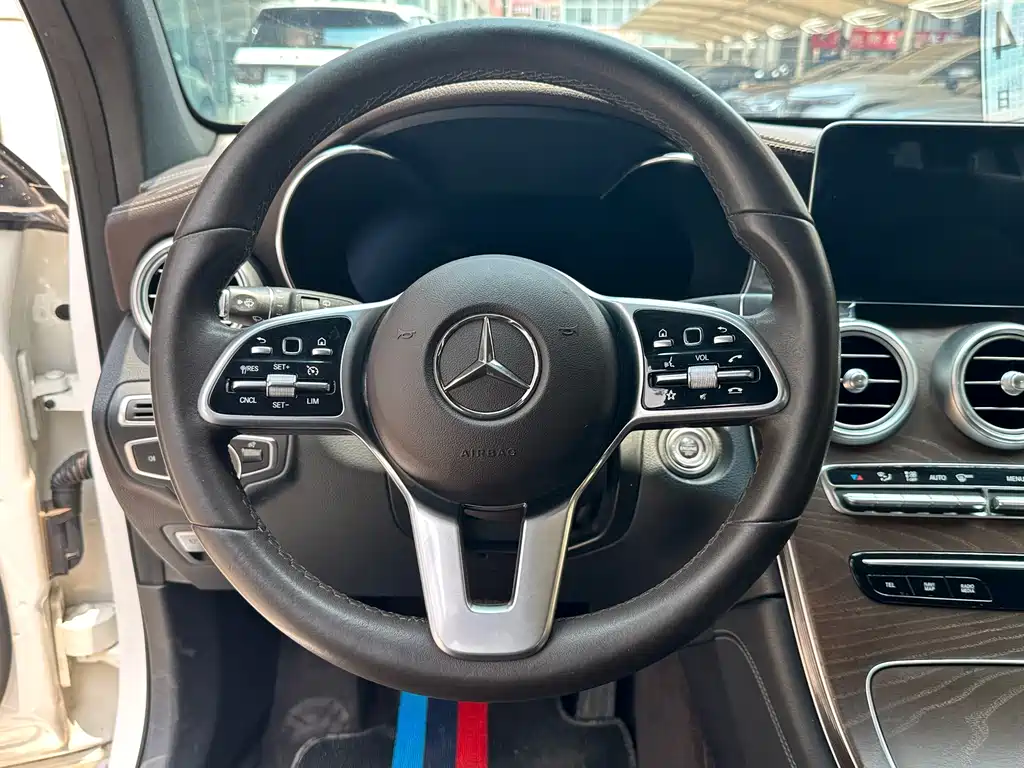 Mercedes-Benz GLC 2020 — фото 12