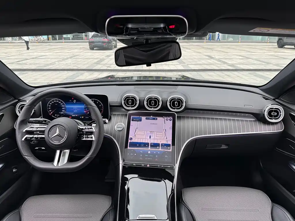 Mercedes-Benz C-Class 2022 — фото 10