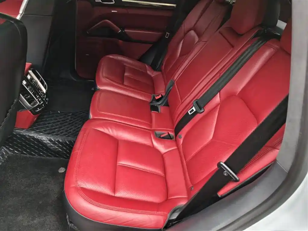 Porsche Cayenne 2015 — фото 13
