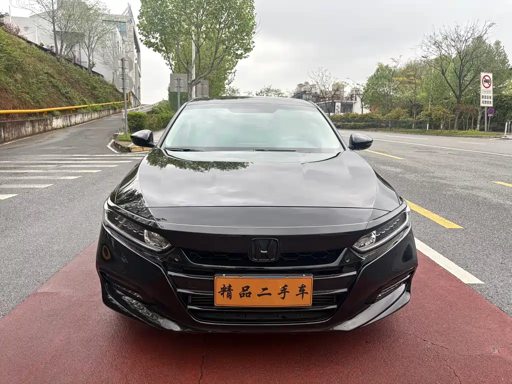 Honda Accord 2019 — фото 1