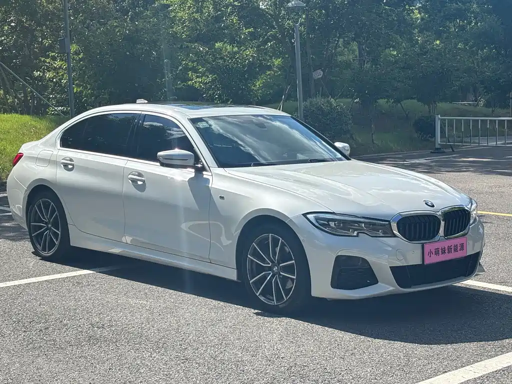 BMW 3 Series 2021
