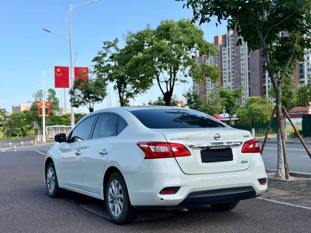 Nissan Sylphy 2018 — фото 9