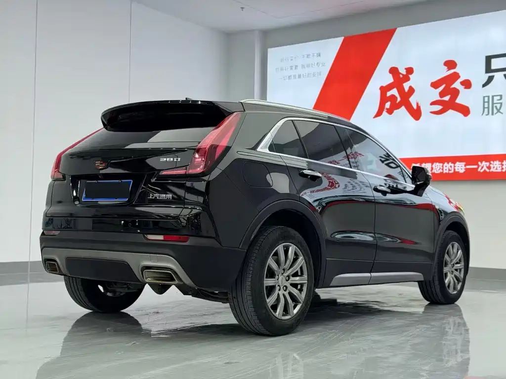 Cadillac XT4 2021 — фото 10