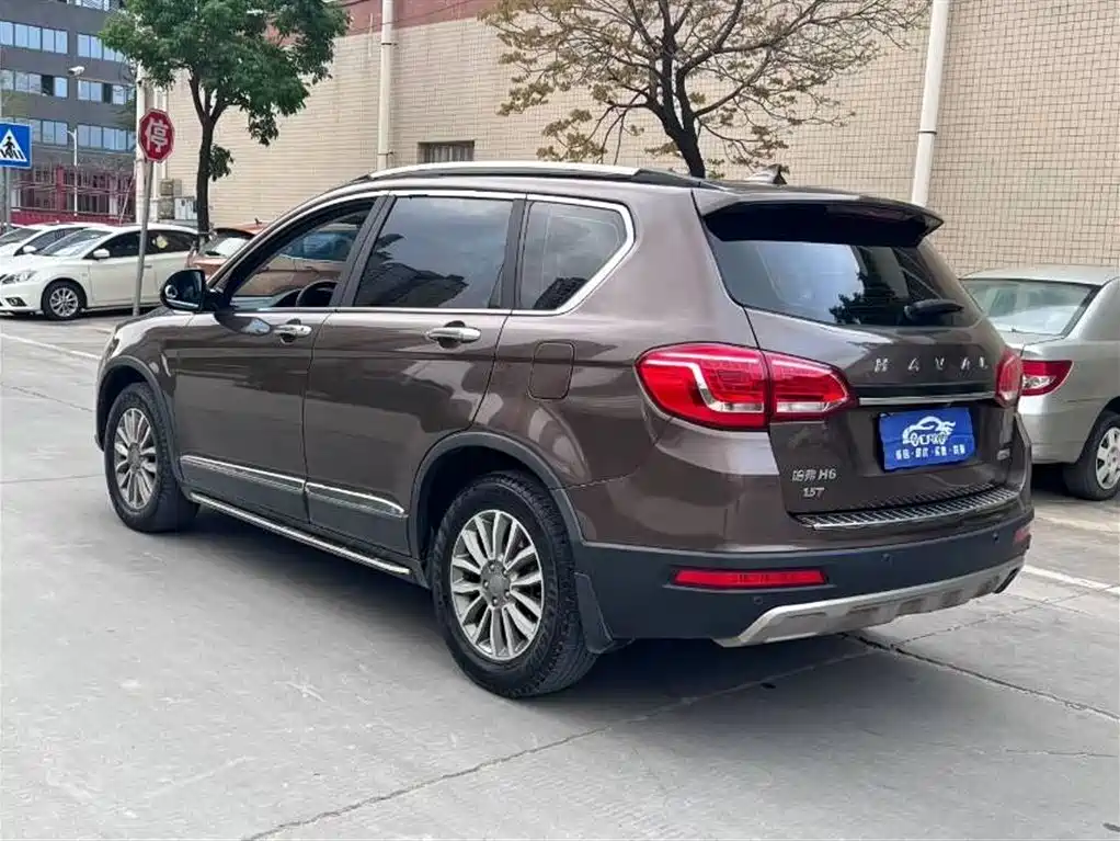 Haval H6 2015 — фото 6