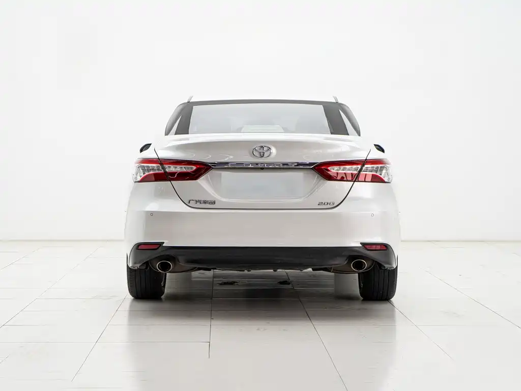 Toyota Camry 2021 — фото 3