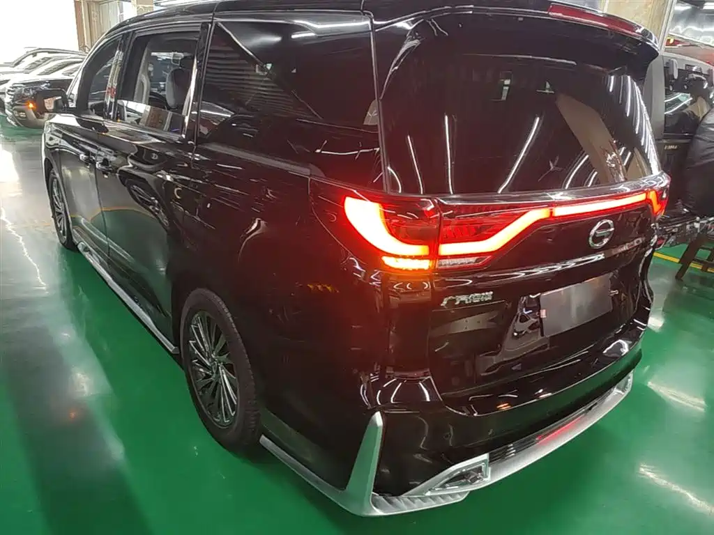GAC Motor Trumpchi M8 2022 — фото 5