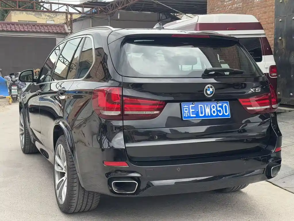 BMW X5 2018 — фото 6