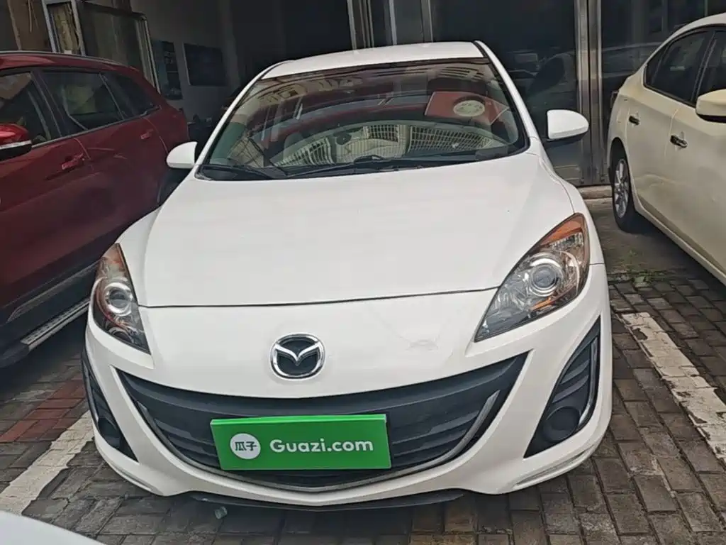 Mazda 3 Xingcheng 2015 — фото 3