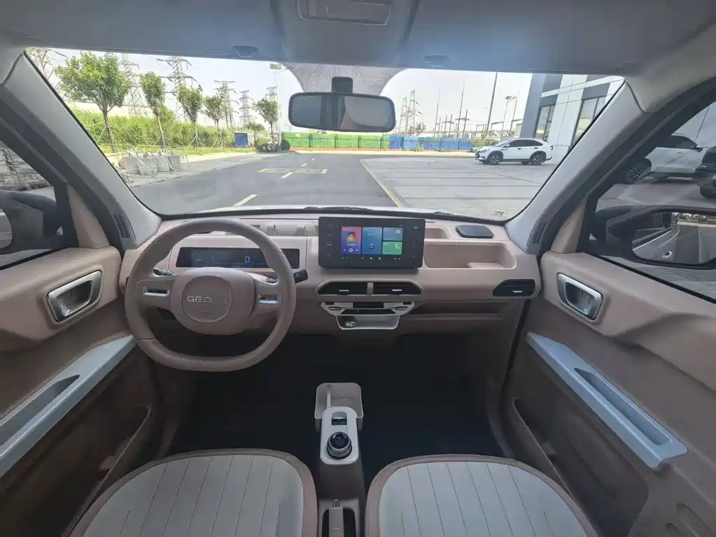 Geely Galaxy Panda 2024