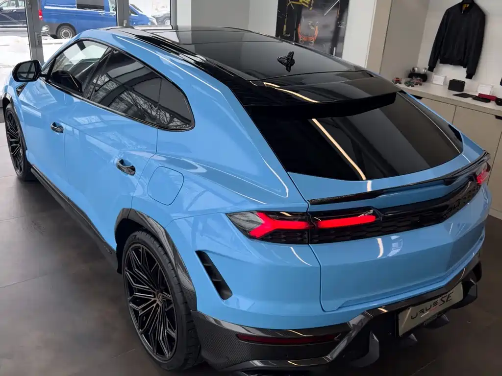 Lamborghini Urus SE — фото 7