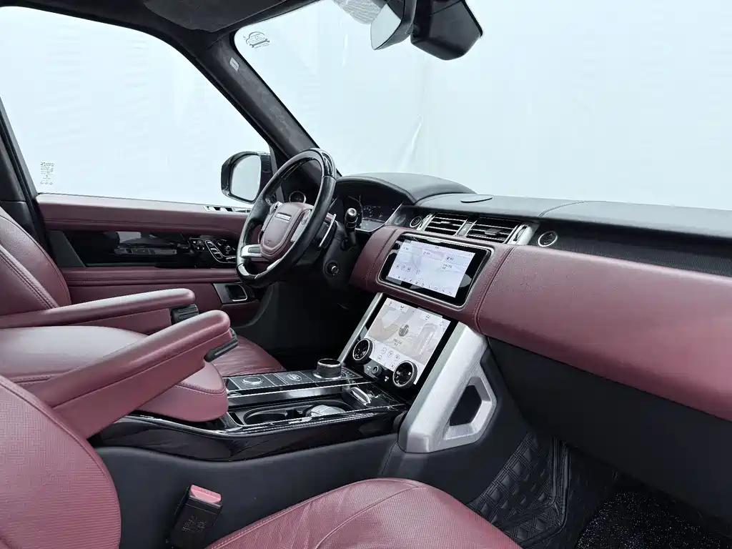 Land Rover Range Rover 2022 — фото 12