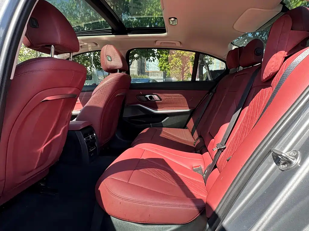 BMW 3 Series 2022 — фото 14