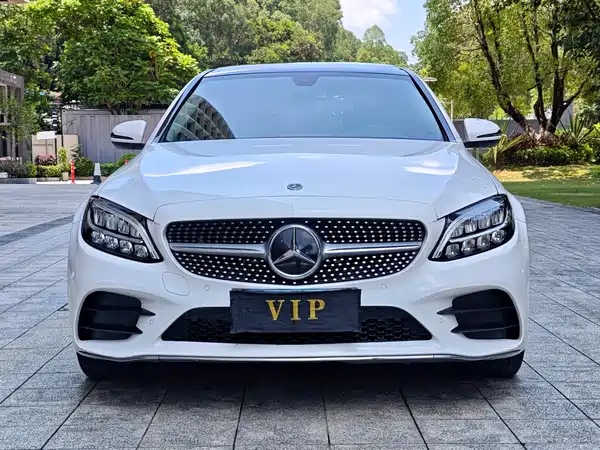 Mercedes-Benz C-Class 2021