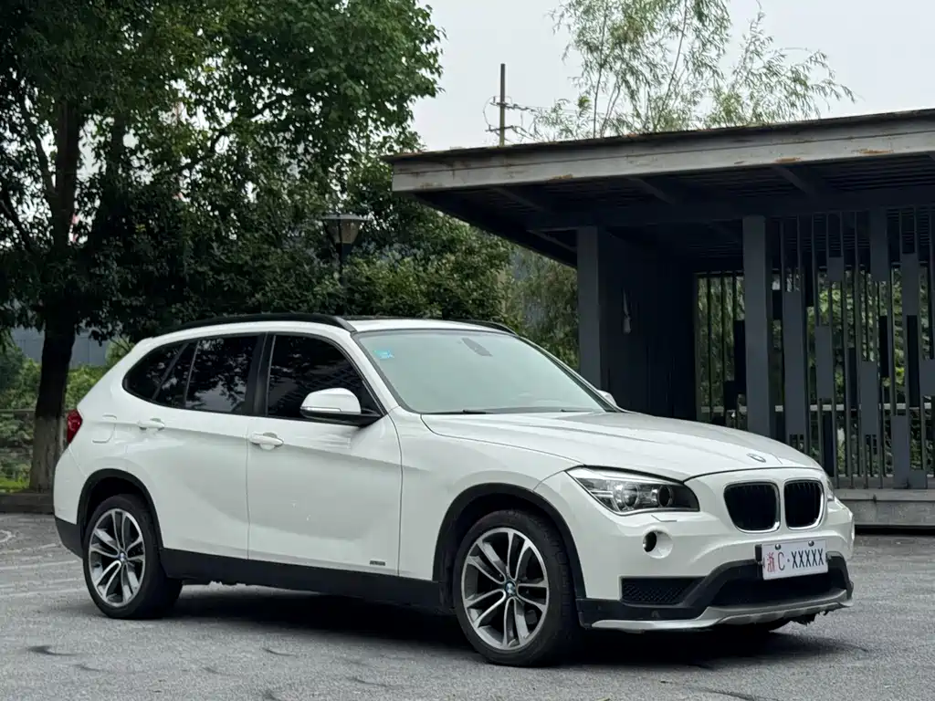 BMW X1 2015 — фото 5