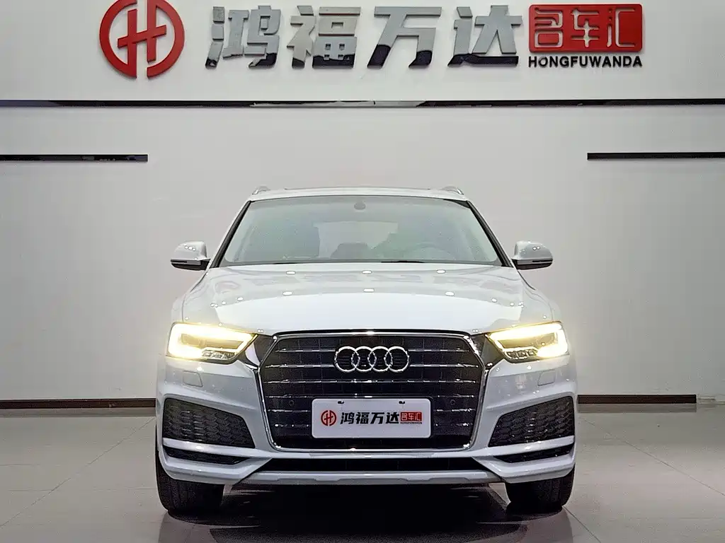 Audi Q3 2019 — фото 2