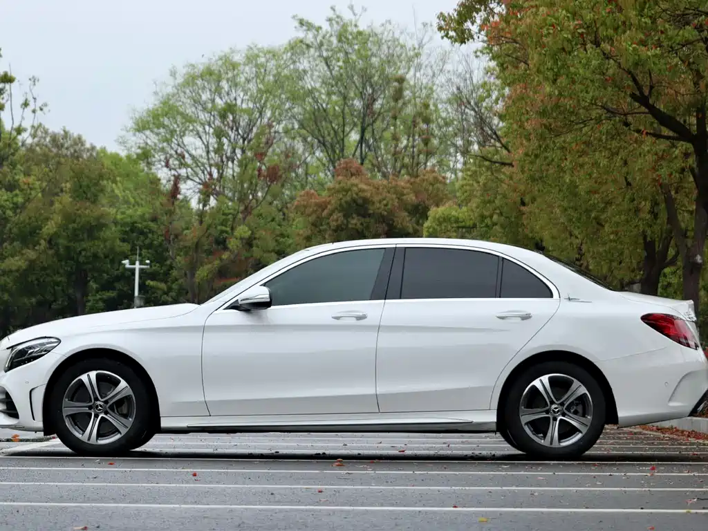 Mercedes-Benz C-Class 2020 — фото 5