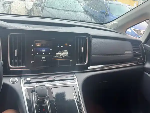 GAC Trumpchi M8 2022