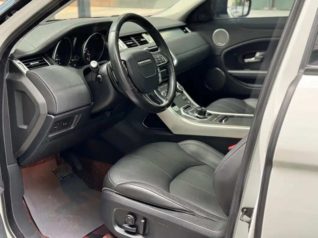 Land Rover Range Rover Evoque 2018 — фото 13