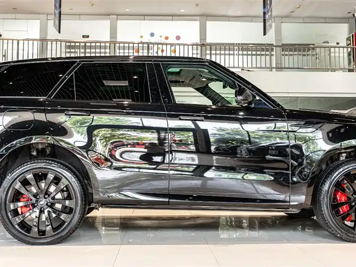 Land Rover Range Rover Sport 2023 — фото 4