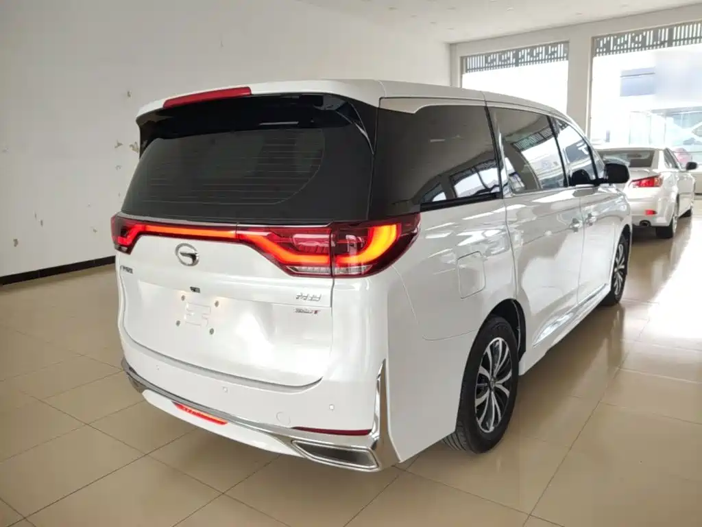 GAC Motor Trumpchi M8 2023 — фото 5