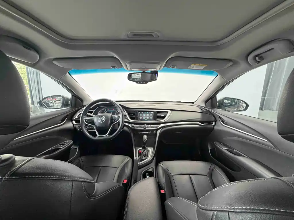 Buick Excelle 2019 — фото 18