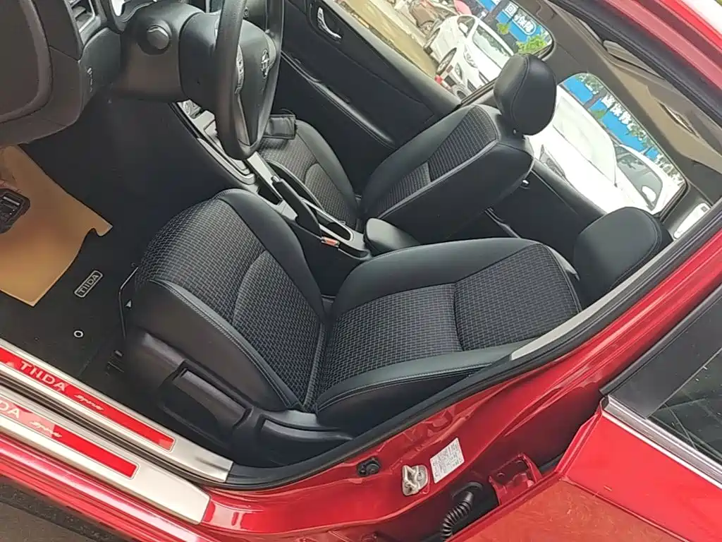 Nissan Tiida 2019 — фото 15