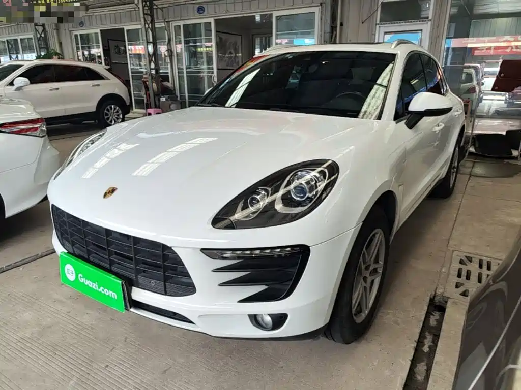 Porsche Macan 2017 — фото 1