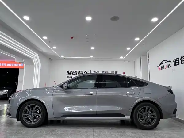 Ford Mondeo 2025