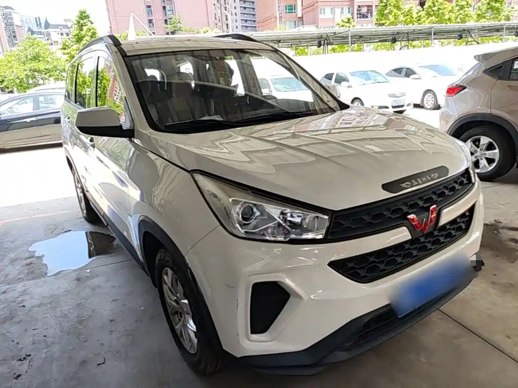 Wuling Hongguang S3 2022