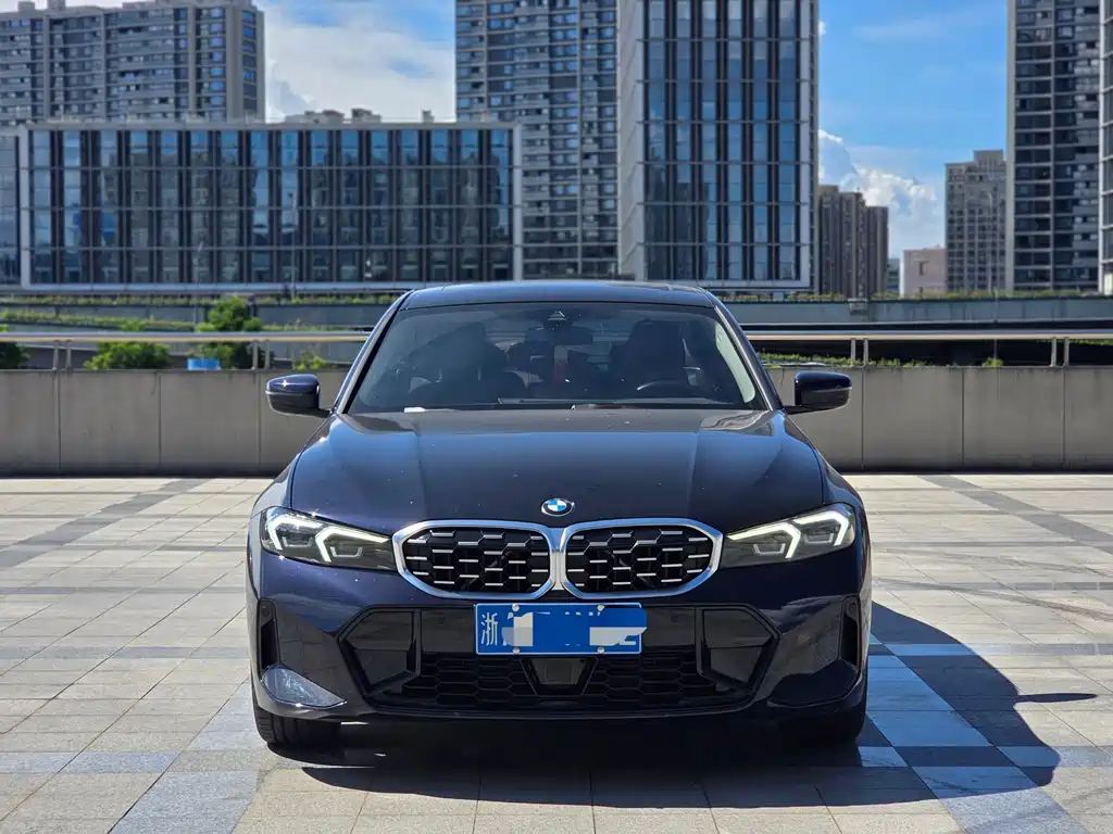 BMW 3 Series 2025