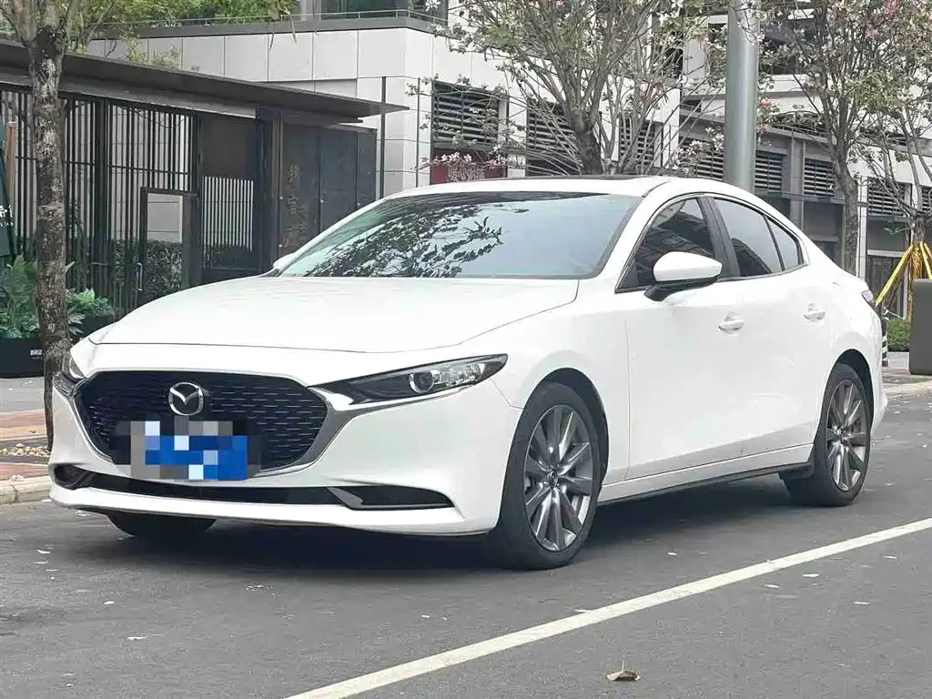 Mazda 3 Axela 2023