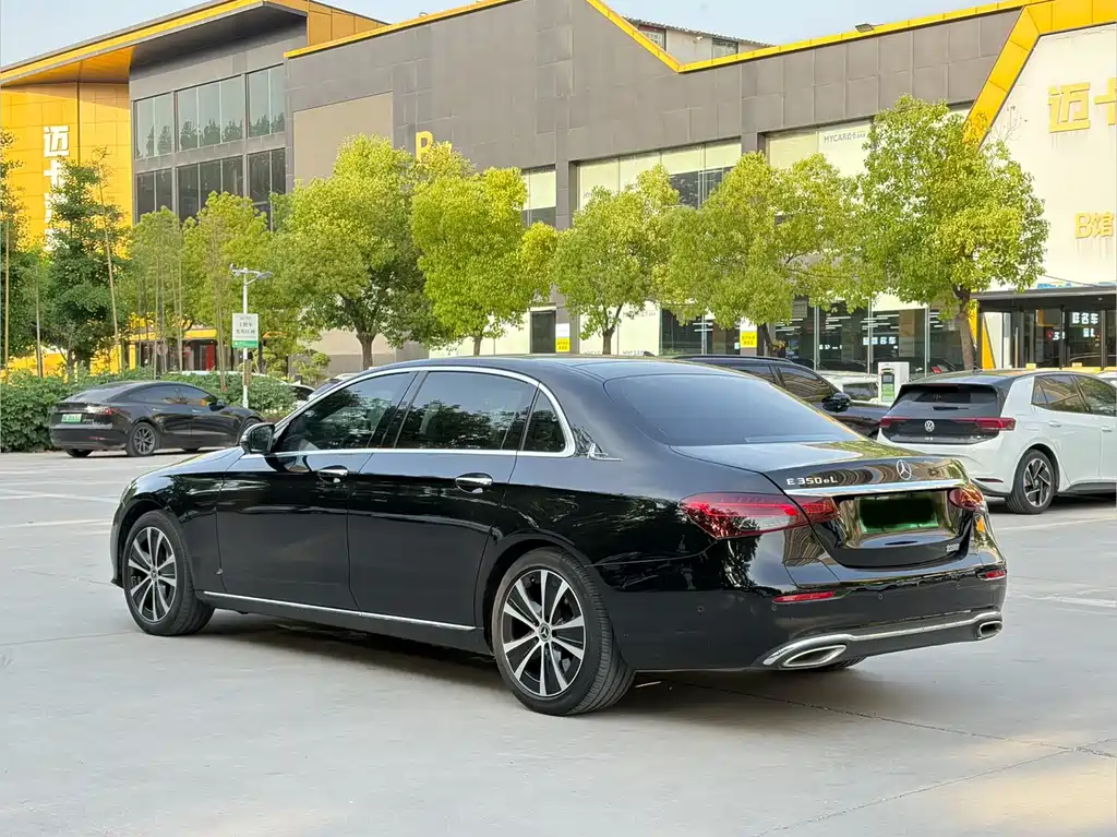 Mercedes-Benz E-Class New Energy 2023 — фото 24