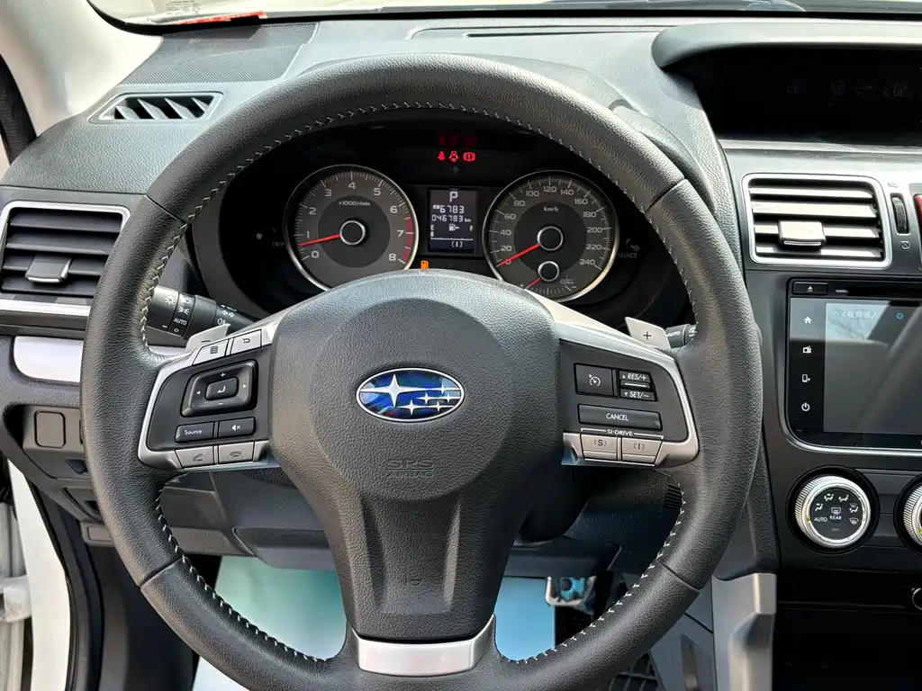 Subaru Forester 2016 — фото 9