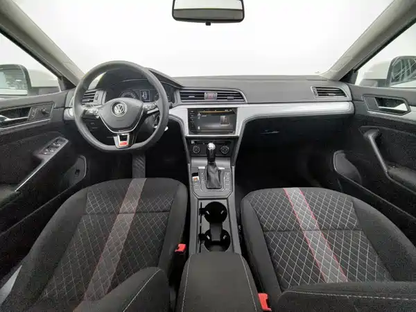 Volkswagen Lamando 2021
