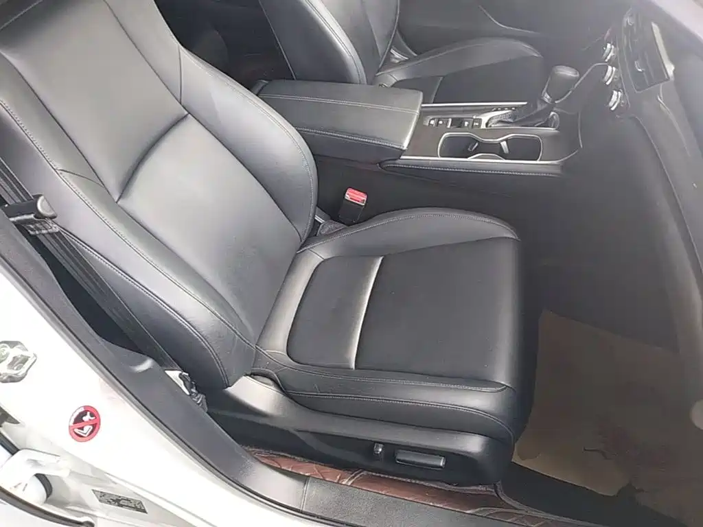 Honda Accord 2021 — фото 25