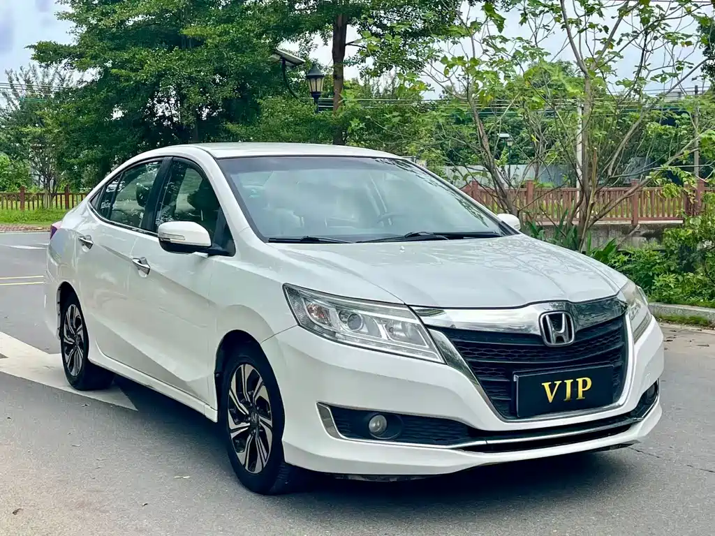 Honda Crider 2016