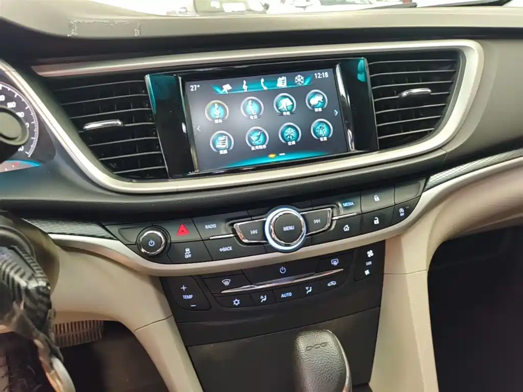 Buick Excelle 2019 — фото 13
