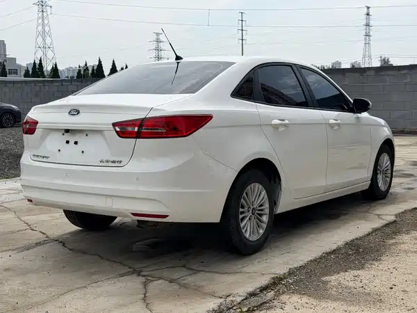 Ford Escort 2016