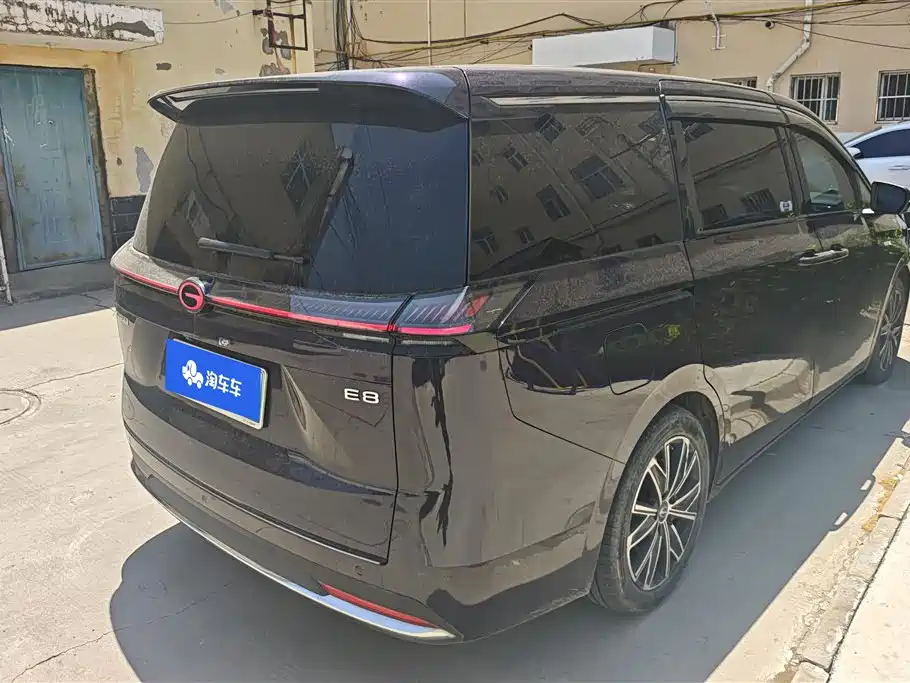 GAC Motor E8 PHEV 2024