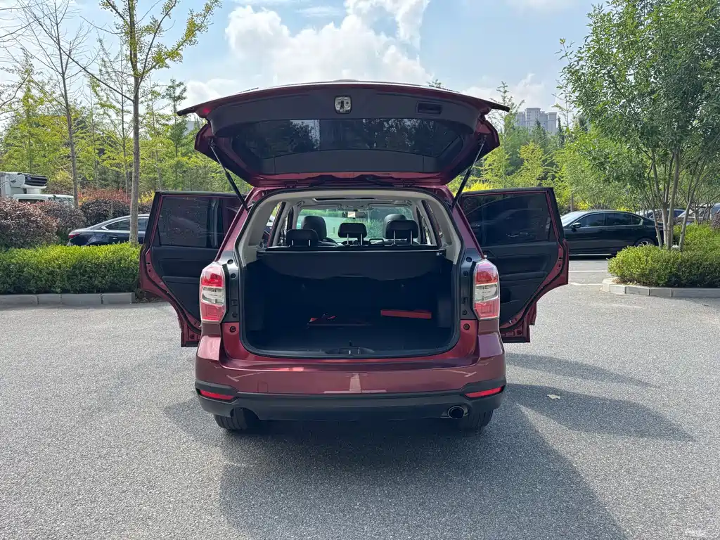 Subaru Forester 2013 — фото 21