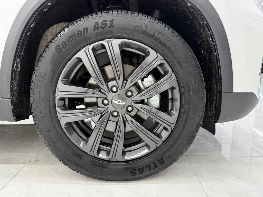 Chery Tiggo 8 2023 — фото 18
