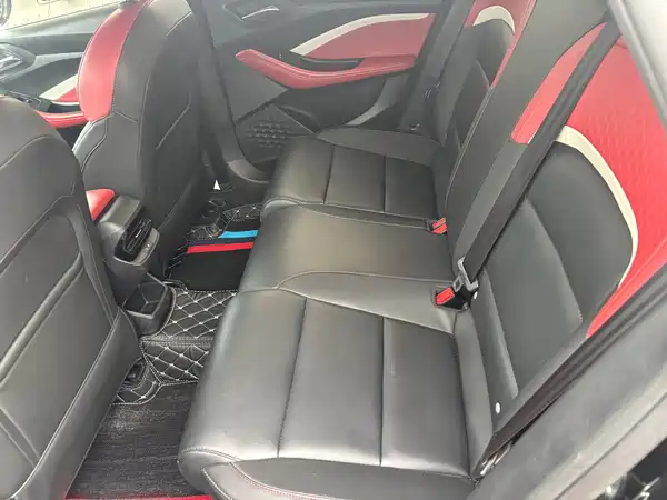 MG MG5 2022