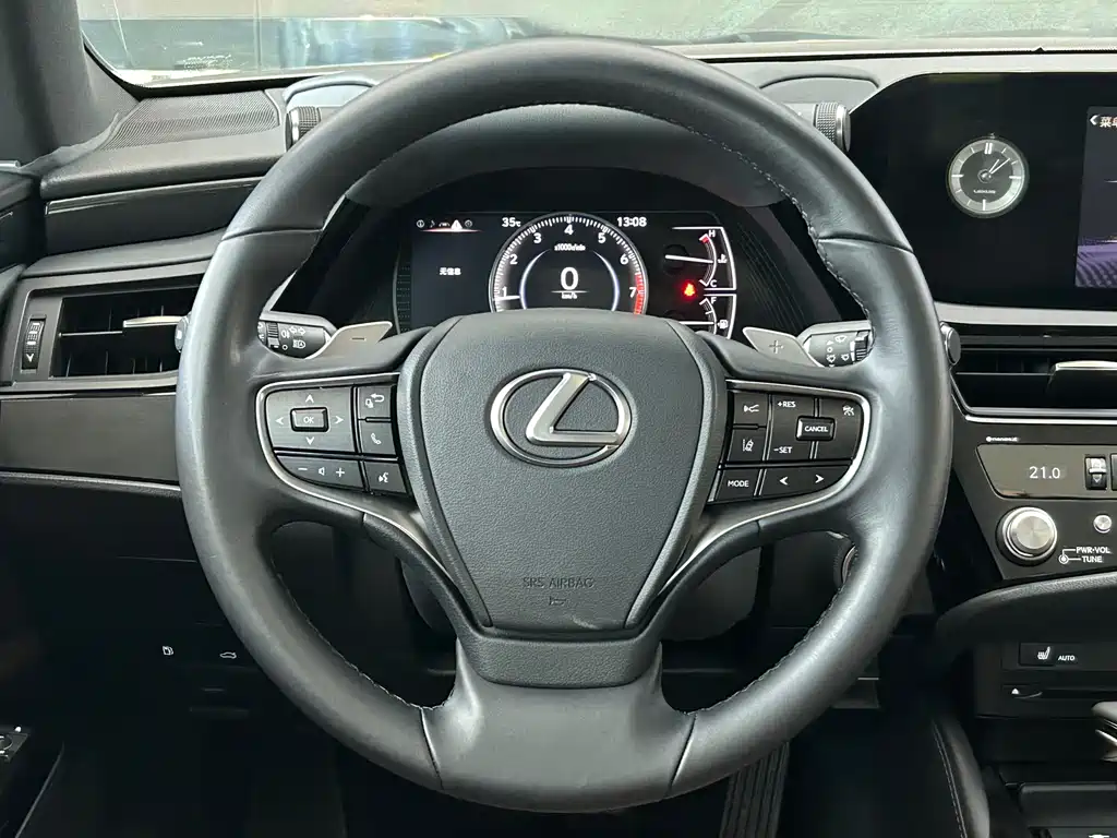 Lexus ES 2022 — фото 30