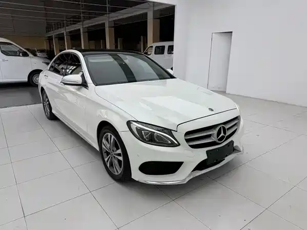 Mercedes-Benz C-Class 2018