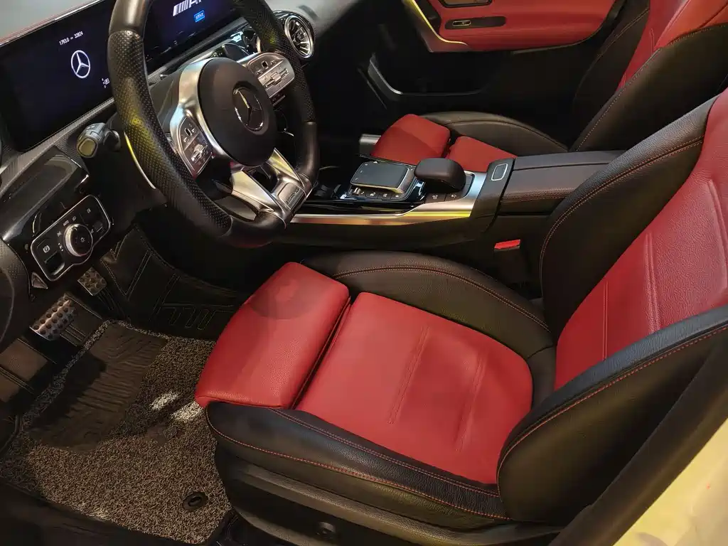 Mercedes-Benz A-Class AMG 2021 — фото 10