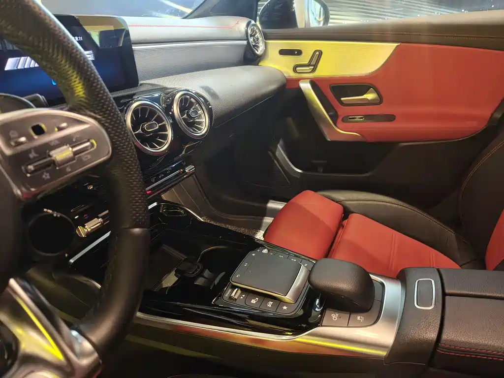 Mercedes-Benz A-Class AMG 2021