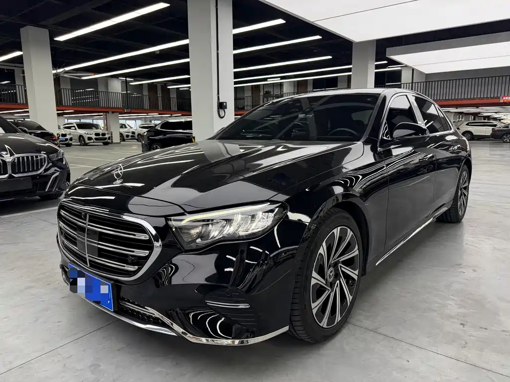Mercedes-Benz E-Class 2025