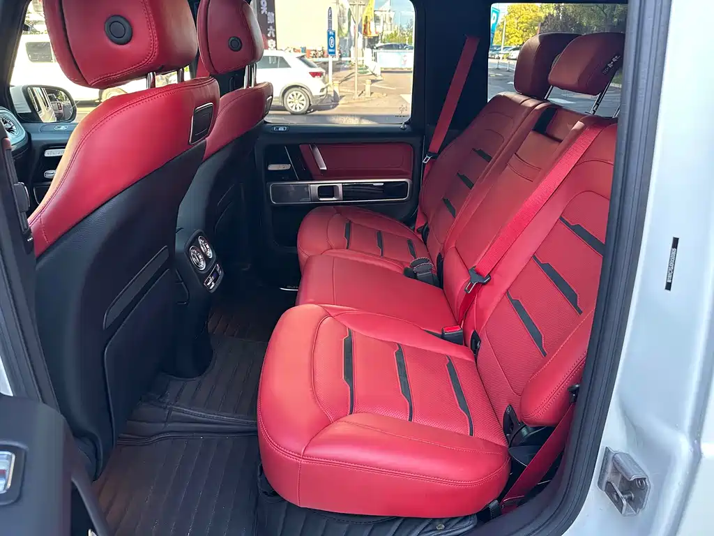 Mercedes-Benz G-Class AMG 2024 — фото 10