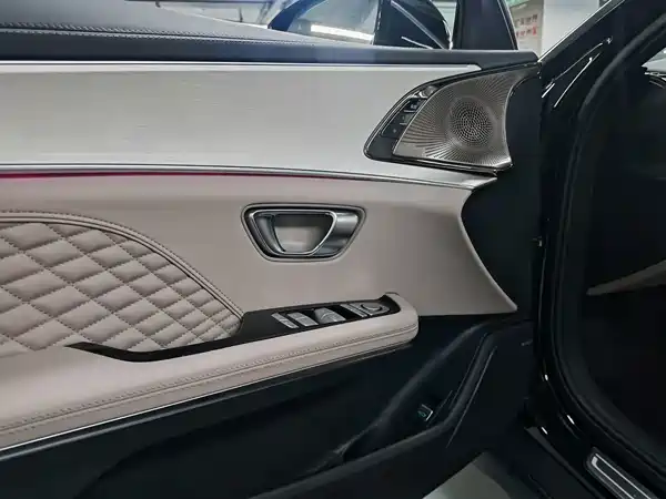 BYD Han 2024