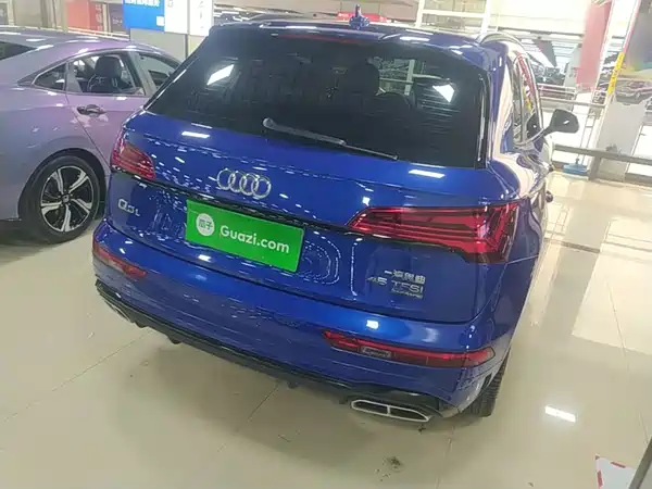 Audi Q5L 2021